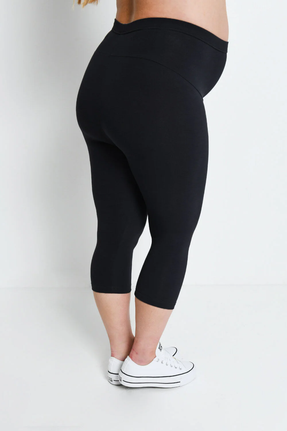 Maternity Everyday Cropped Leggings - Black - Image 3