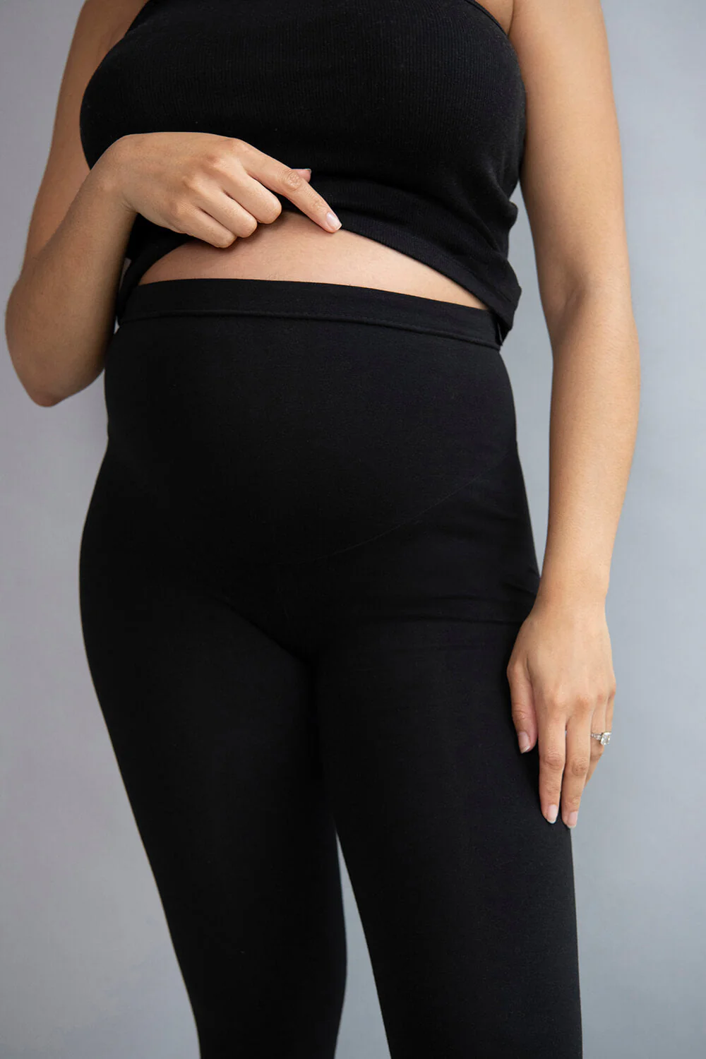 Maternity Everyday Leggings - Black - Image 5