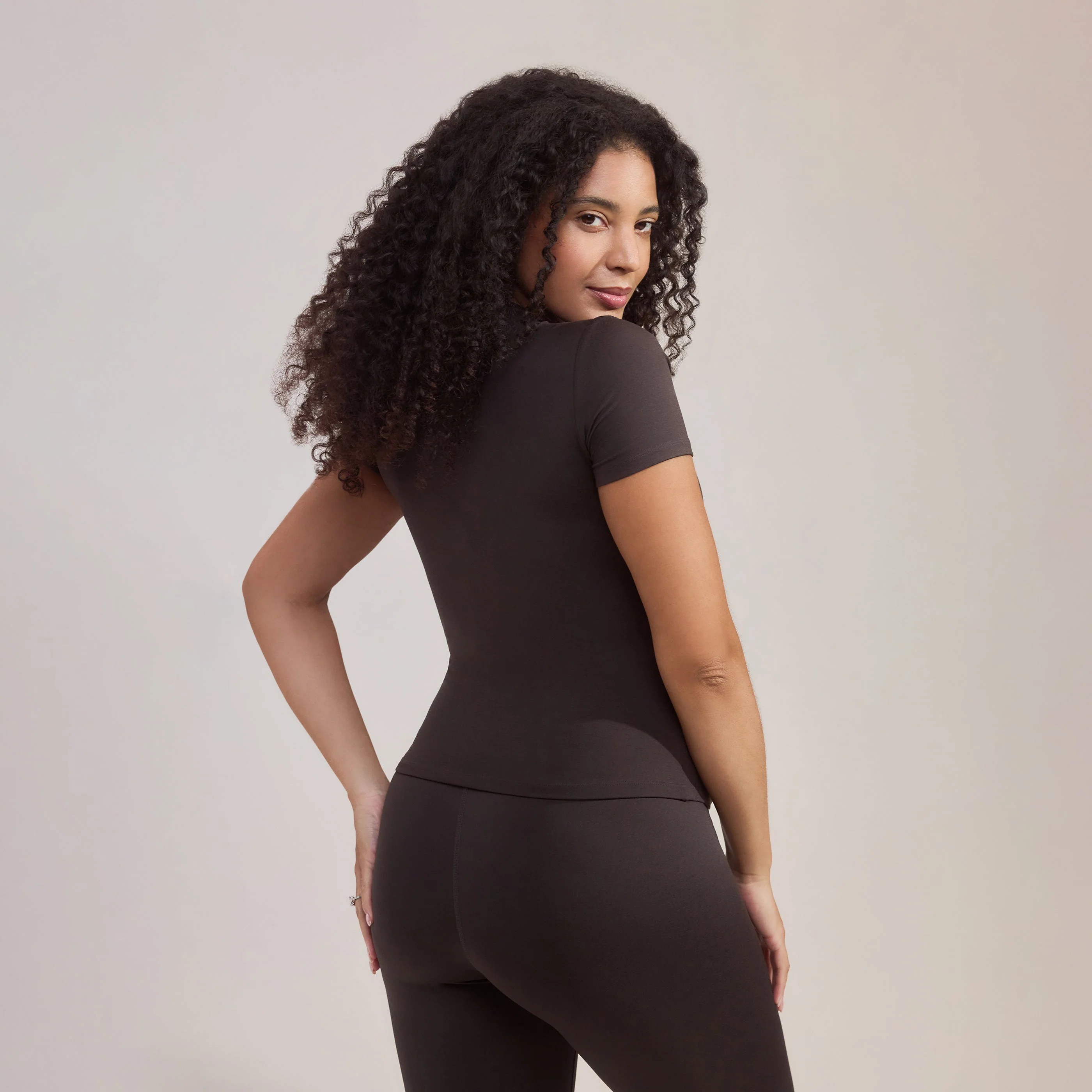 Maternity Ultimate Everyday Leggings - Black Coffee - Image 6