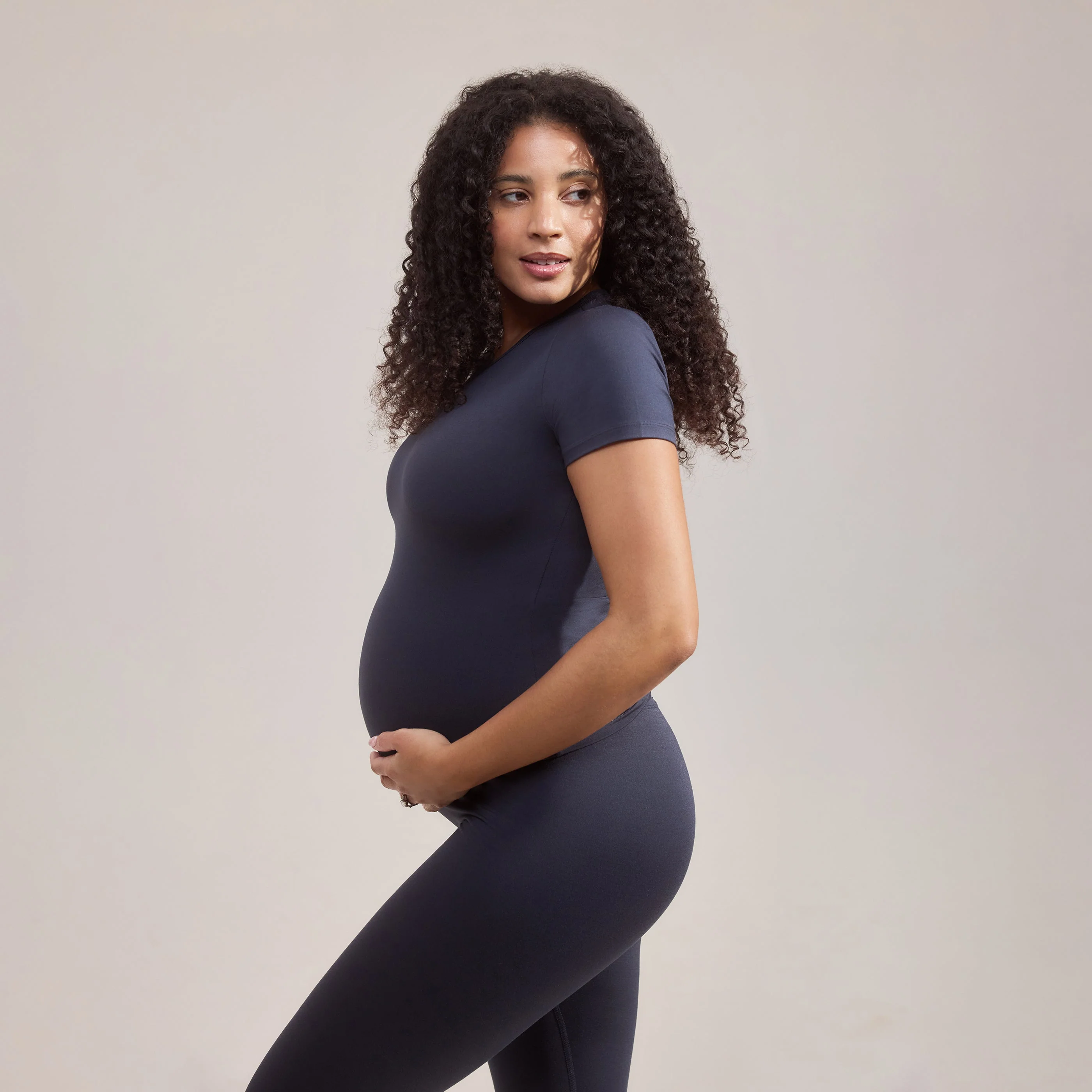 Maternity Ultimate Everyday Leggings - Vintage Navy - Image 4